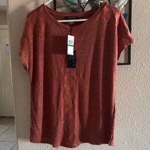 Cable & gauge Women's Short Sleeve Top in Rust NWT